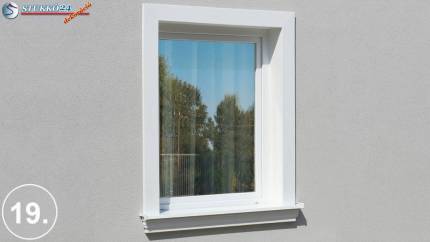 Minimalista ablakstukkó Fót 123 kültéri díszléccel