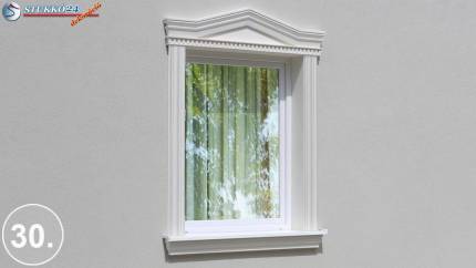 Díszes ablakkeret Kecskemét 112 díszléccel és timpanonnal