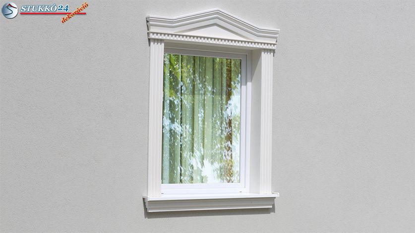 Kérgesített timpanon, ablak stukkó 108/104-F